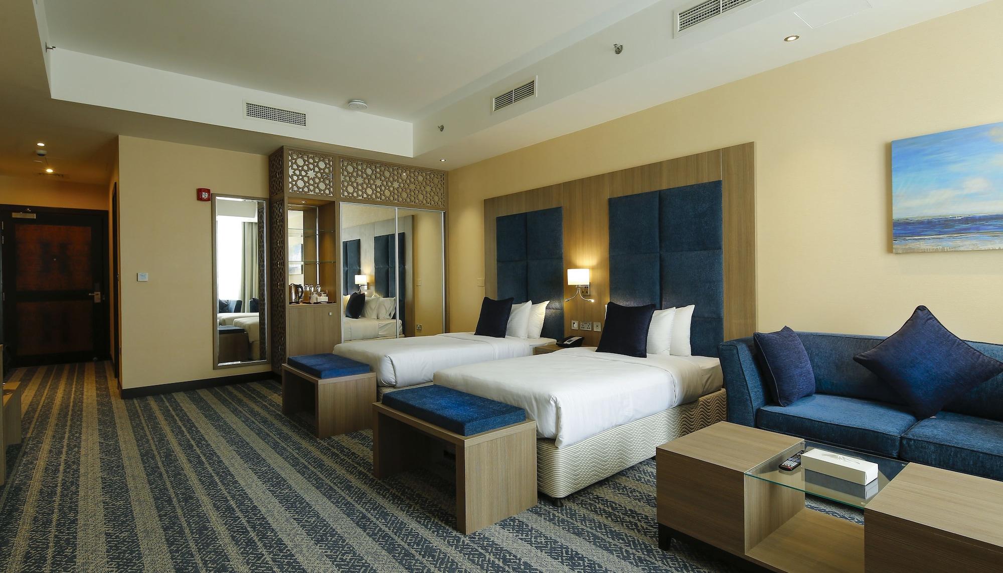The Castle Premium Hotel Doha Exteriör bild