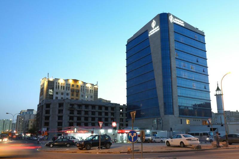 The Castle Premium Hotel Doha Exteriör bild